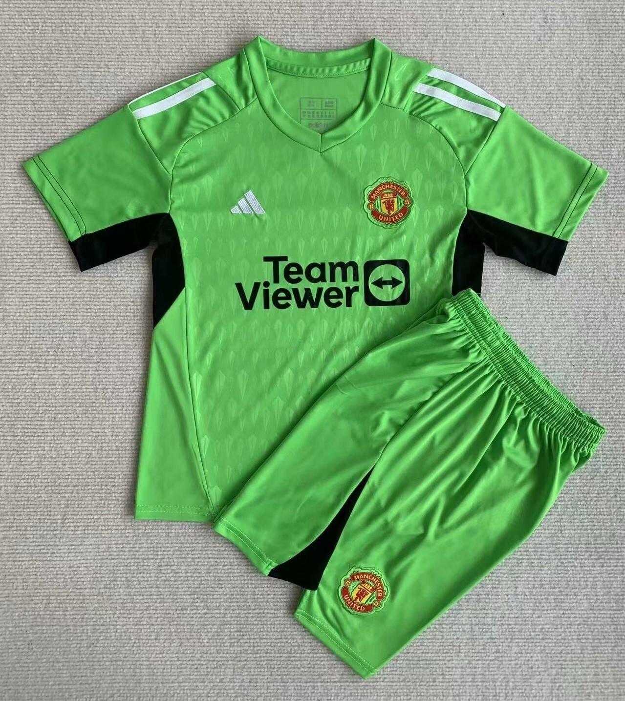 Kids-Manchester Utd 23/24 GK Green Soccer Jersey